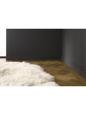 Напольный плинтус гладкий Orac decor DX187 2600