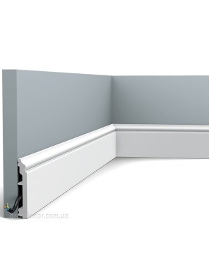 Напольный плинтус гладкий Orac decor SX173-RAL9003 цвет белый