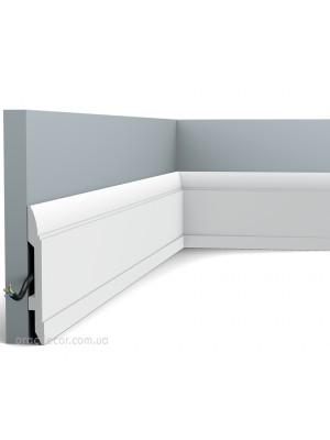 Напольный плинтус гладкий Orac Decor SX104
