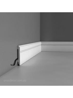 Напольный плинтус гладкий Orac Decor SX105