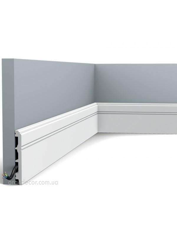 Напольный плинтус гладкий Orac Decor SX105