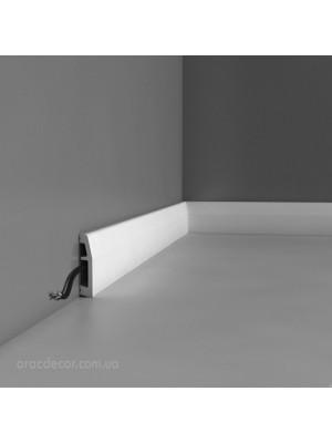 Напольный плинтус гладкий Orac Decor SX125