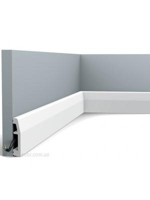Напольный плинтус гладкий Orac Decor SX125