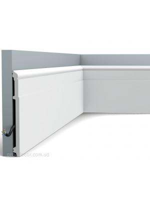 Напольный плинтус гладкий Orac Decor SX156