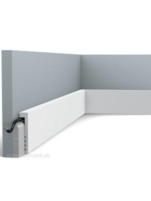 Напольный плинтус гладкий Orac decor SX171