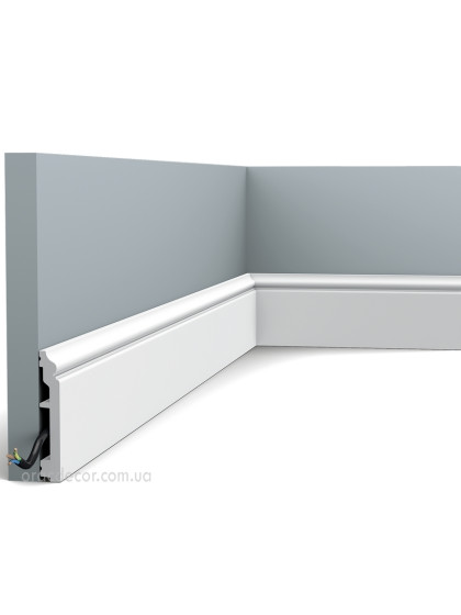 Напольный плинтус гладкий Orac decor SX173